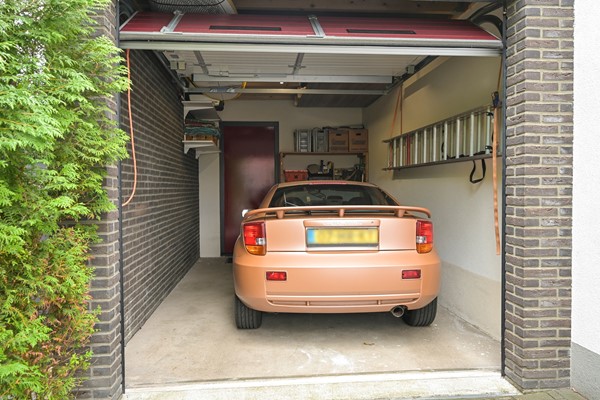 Medium property photo - Abdis Johannastraat 28, 2544 NE Den Haag